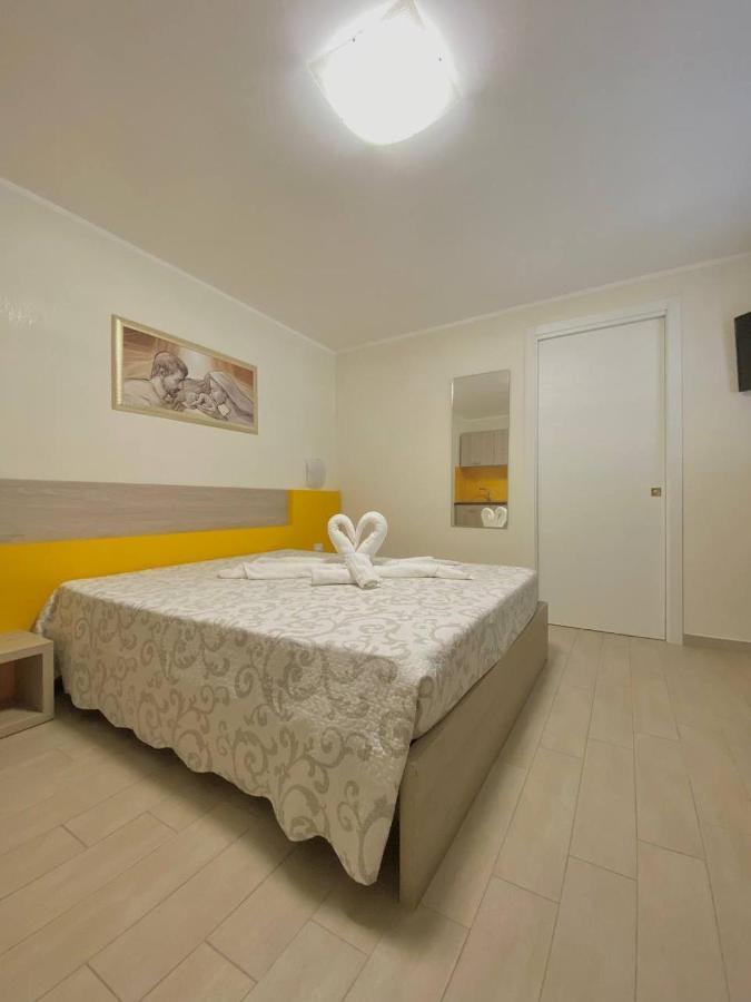 Viola Appartement Porto Cesareo Buitenkant foto
