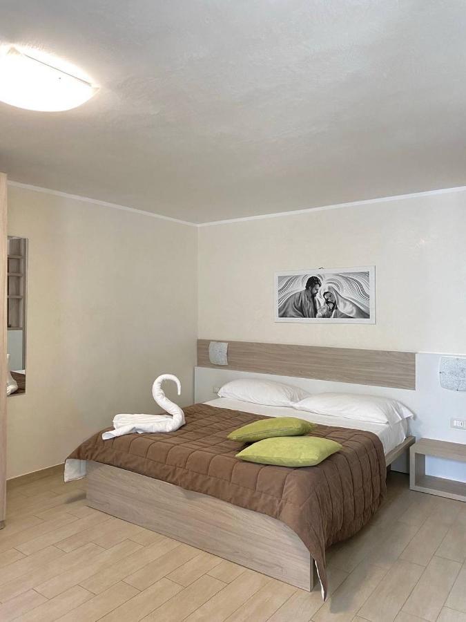 Viola Appartement Porto Cesareo Buitenkant foto